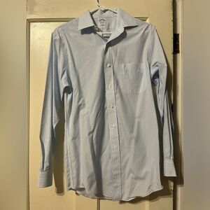 Slim fit brooks brothers dress shirt. 14.5-33